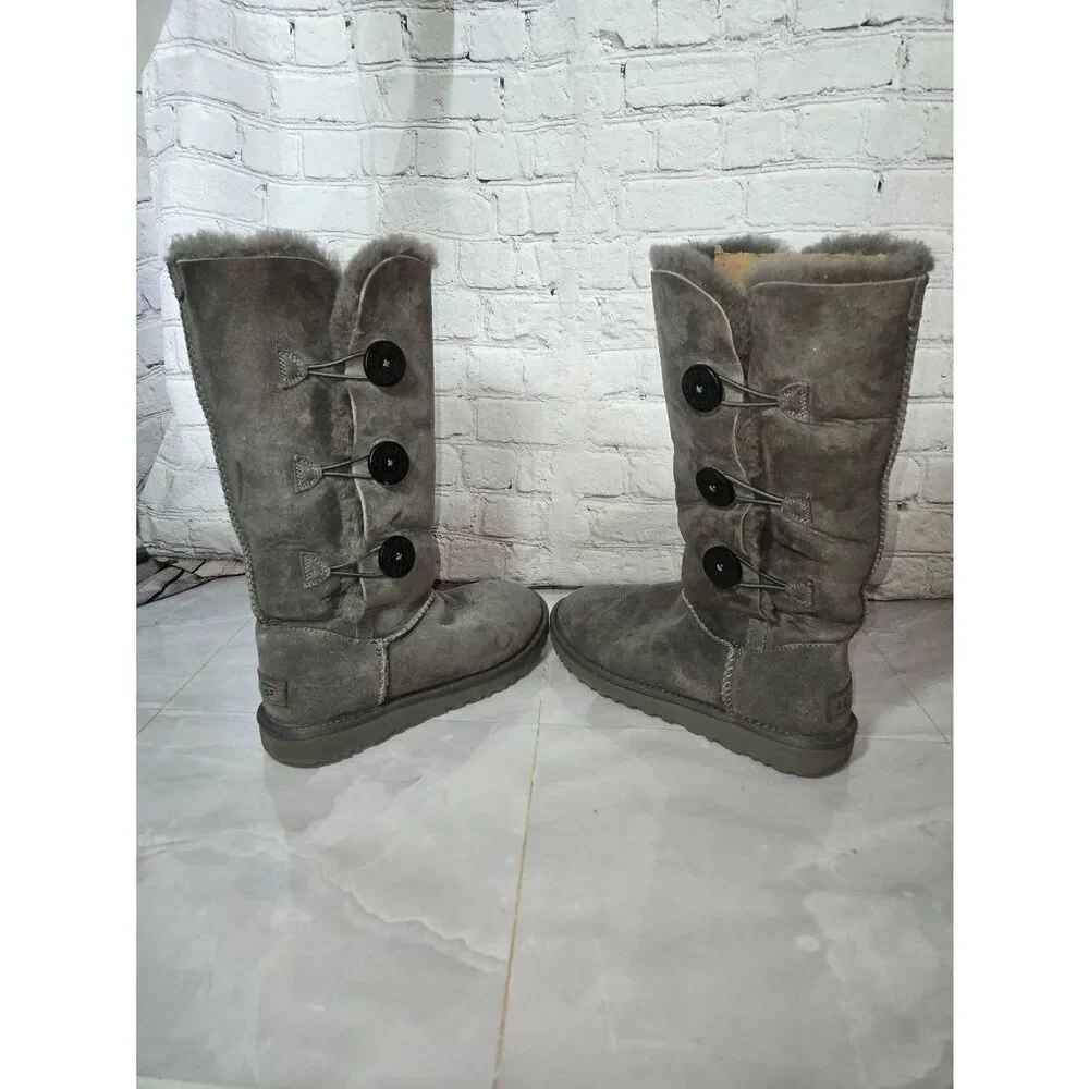 UGG Bailey Triple II Women's Size 8 Grey Boots